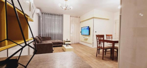 Discover Tirana from our 3-room apartment with free parking-Komuna e Parisit